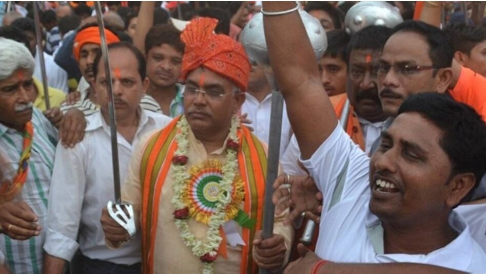 রামনবমীর শোভযাত্রায় দিলীপ ঘোষ।-ফাইল ছবি