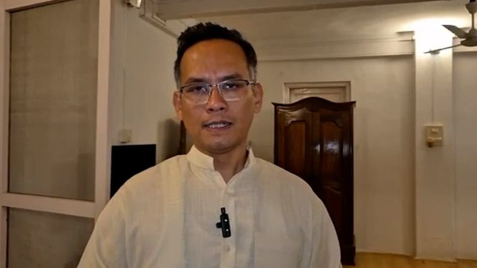 অসমে এবার হিমন্তের কংগ্রেস VS তরুণের কংগ্রেসের লড়াই, বলছেন গৌরব, কেন? অসমে এবার হিমন্তের কংগ্রেস VS তরুণের কংগ্রেসের লড়াই, বলছেন গৌরব, কেন?