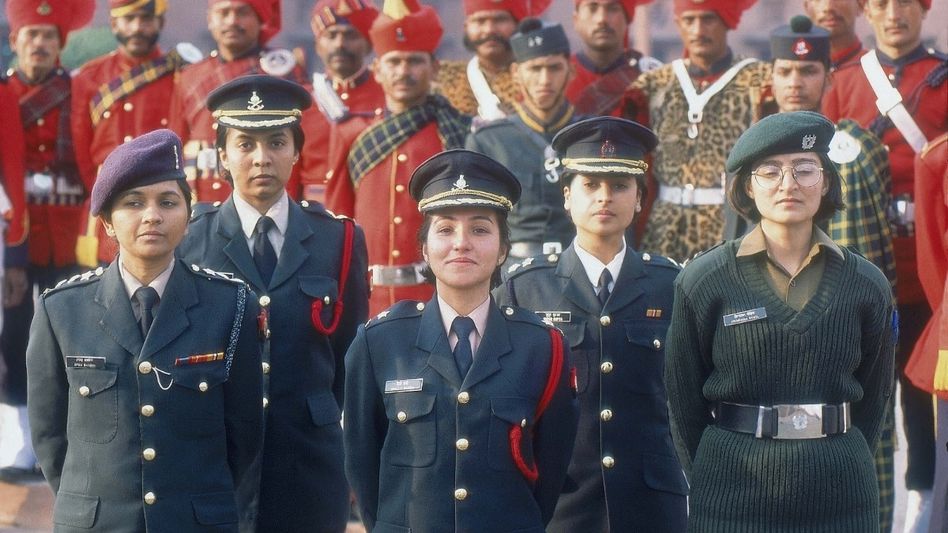 স্থায়ী কমিশনের জন্য মহিলা অফিসারদের পক্ষে রায়, সুপ্রিম কোর্টের এই সিদ্ধান্ত কেন ঐতিহাসিক? স্থায়ী কমিশনের জন্য মহিলা অফিসারদের পক্ষে রায়, সুপ্রিম কোর্টের এই সিদ্ধান্ত কেন ঐতিহাসিক?