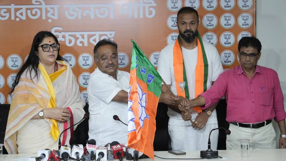 একুশের পর ২৬, আবার 'গেরুয়া জার্সি' পরলেন গোলরক্ষক অরিন্দম ভট্টাচার্য