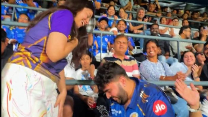 কলকাতা-মুম্বই ম্যাচে ঘটে এই ঘটনা (ছবি সৌজন্যে- কেকেআর)