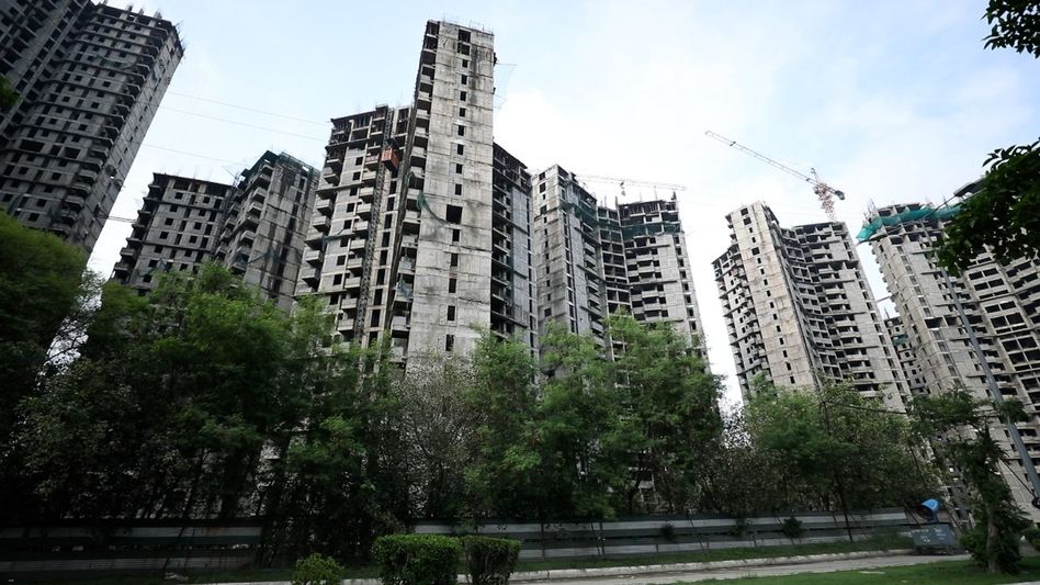 কলকাতায় কমছে ফ্ল্যাট বিক্রি, কারণ জানেন? সামনে চাঞ্চল্যকর রিপোর্ট কলকাতায় কমছে ফ্ল্যাট বিক্রি, কারণ জানেন? সামনে চাঞ্চল্যকর রিপোর্ট