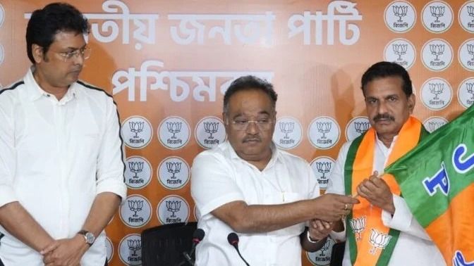 সন্তোষ পাঠক চৌরঙ্গিতে লড়বেন, ২৩ মার্চ BJP-তে, ৩১ মার্চ টিকিটও পেলেন, আরও কারা তালিকায়?