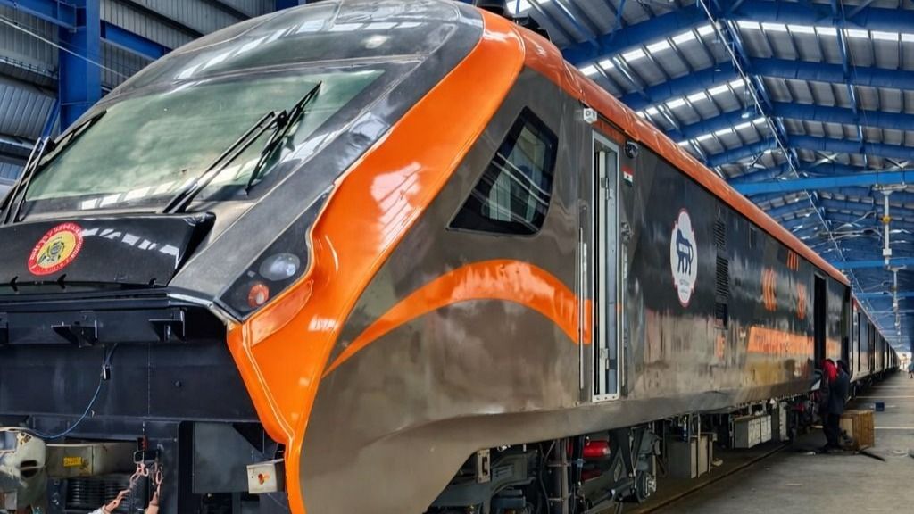 এবার বন্দে ভারত মালগাড়ি, ১৬০ কিমি ঘণ্টায় ছুটবে, কবে থেকে চালু হতে পারে?