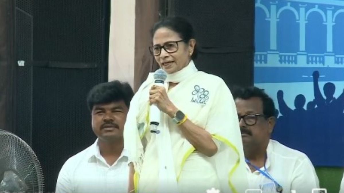 বস্তায় ভরে ফর্ম ৬ জালিয়াতি? সুপ্রিম কোর্টের পর্যবেক্ষণে খুশি মমতা