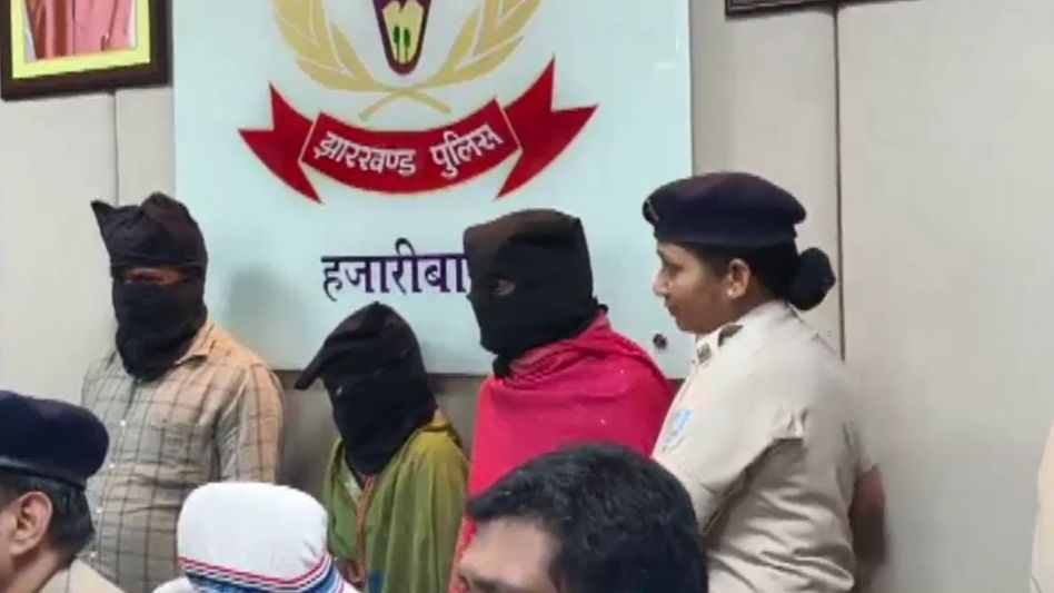 তান্ত্রিক বলেছিল, কুমারীর রক্ত চাই, প্রেমিককে নিয়ে নিজের মেয়ের বলি দিল মা তান্ত্রিক বলেছিল, কুমারীর রক্ত চাই, প্রেমিককে নিয়ে নিজের মেয়ের বলি দিল মা