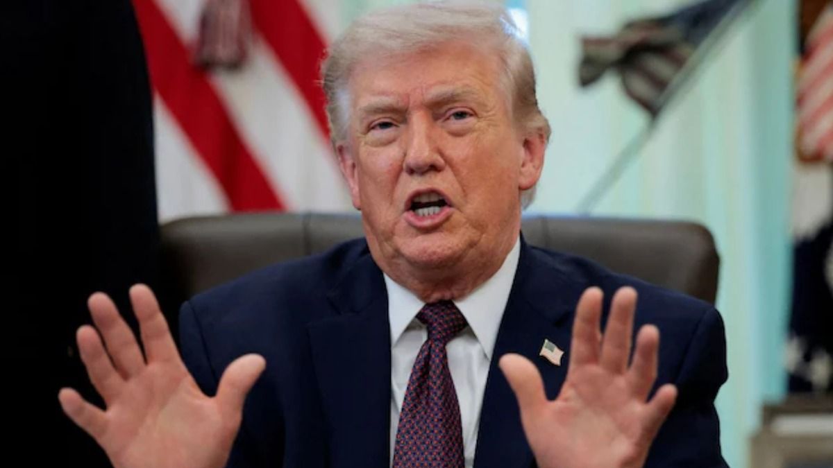 যুদ্ধবিমান ভেঙে পড়ার ঘটনায় প্রথম প্রতিক্রিয়া জানালেন ট্রাম্প