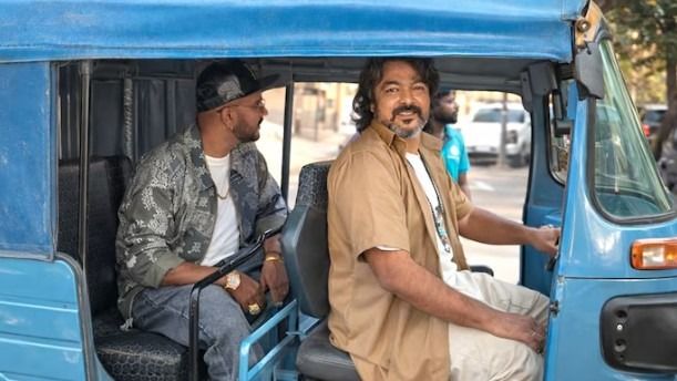 Apple-এর মোটা মাইনের চাকরি ছেড়ে অটো চালাচ্ছেন রাকেশ, বলছেন, 'স্বাধীনতাতেই মনের সুখ'