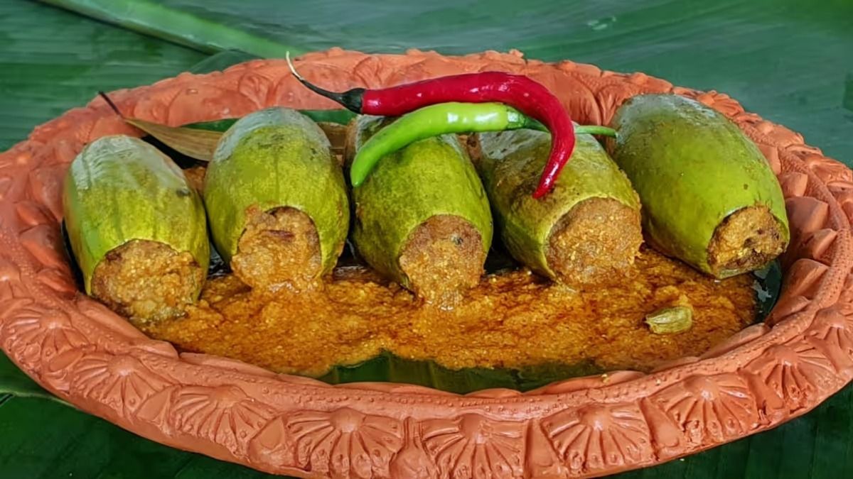 পটল অতীত, হেঁশেলে বানান জিভে জল আনা লঙ্কা-চিংড়ির দোলমা