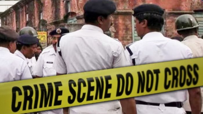 কলকাতার ময়দানে যুবতীকে পুড়িয়ে মারার অভিযোগ