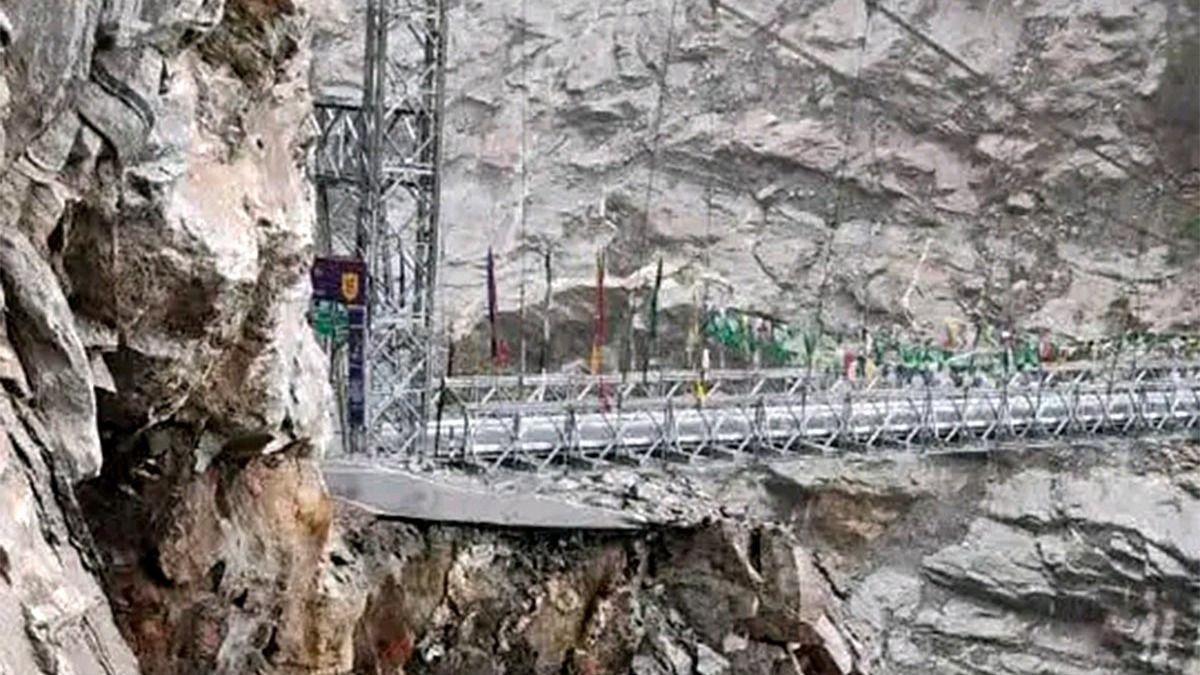 লাচেন বন্ধ, নর্থ সিকিমে আটকে পড়েছেন? হেল্পলাইন নম্বর রইল