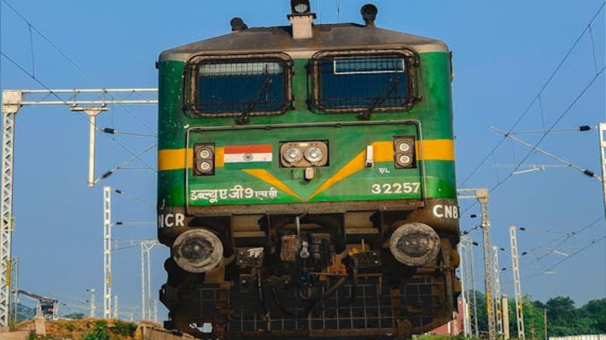 বৃহস্পতিবার অসমে ভোট, হাওড়া-শিয়ালদা থেকে গুয়াহাটির ট্রেন দিল রেল, Time Table দেখুন