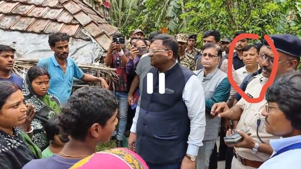 বিতর্কে মনোজ আগরওয়াল।-ফাইল ছবি