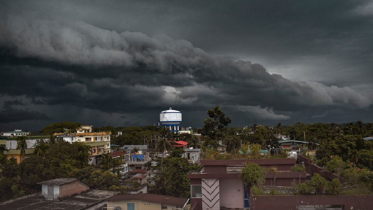৪ ডিগ্রি নামল সর্বোচ্চ তাপমাত্রা, কলকাতা-সহ জেলায় জেলায় আজ ফের বৃষ্টি হবে? জানুন