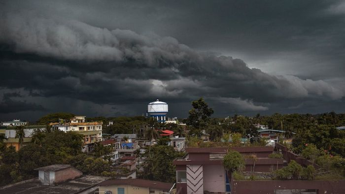 কলকাতা-সহ জেলায় জেলায় আজ ফের বৃষ্টি হবে?