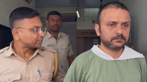 স্ত্রীকে খুন করে লাশ নিয়ে সংসার, নিজেই থানায় ফোন স্বামীর; শিলিগুড়িতে রবিনসন কাণ্ডের ছায়া