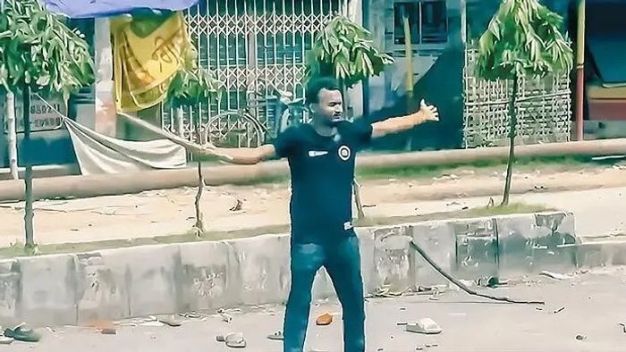 আবু সাঈদ (সেই ভাইরাল ছবি)