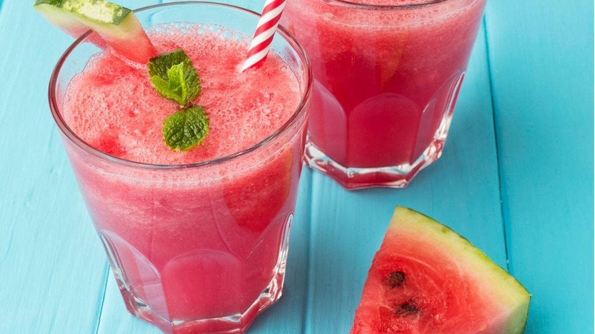 গরমে এই সামার ড্রিঙ্কে শরীর ঠাণ্ডা হবে, ২ মিনিটে তরমুজের শরবত বানান এভাবে 