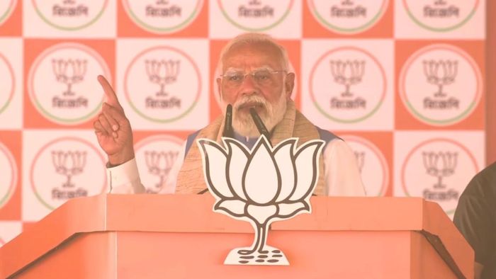 জঙ্গিপুরের সভা থেকে UCC (অভিন্ন দেওয়ানি বিধি) নিয়ে বড় বার্তা দিলেন প্রধানমন্ত্রী নরেন্দ্র মোদী (Narendra Modi)।