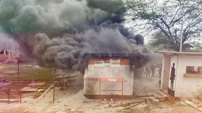 BSF ক্যাম্পে আগুন