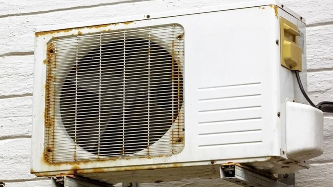 পুরনো AC রয়েছে বাড়িতে? কখন নতুন কেনা উচিত জানুন