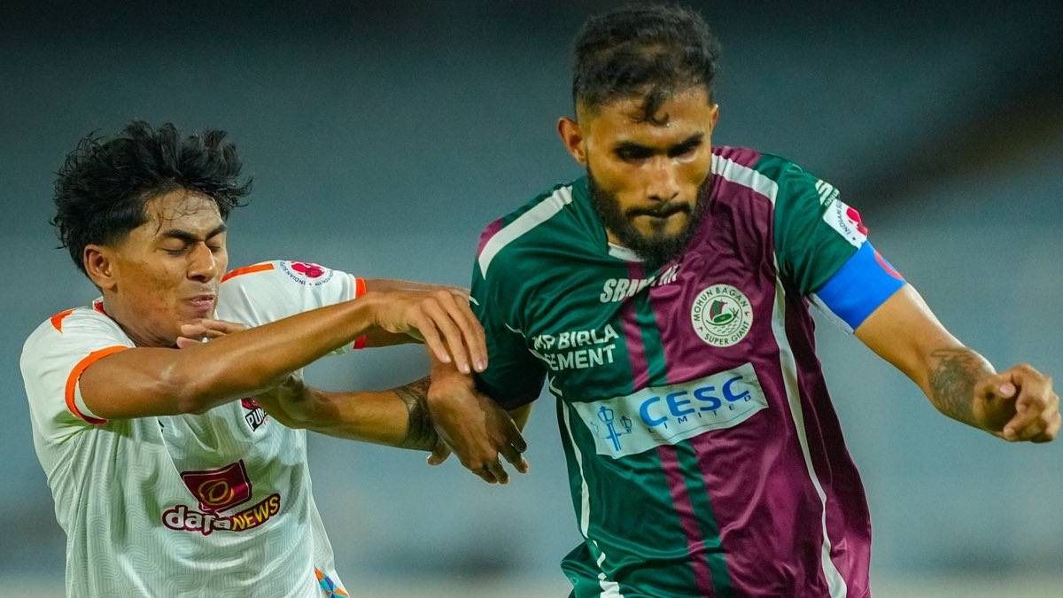 মোহনবাগান ক্যাপ্টেন শুভাশিস বসু