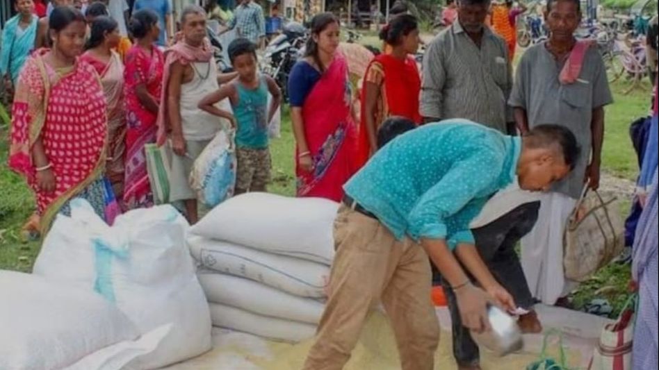 কমিশন বাড়ানোর দাবি রেশন ডিলারদের, ভোট বয়কটের হুঁশিয়ারি কমিশন বাড়ানোর দাবি রেশন ডিলারদের, ভোট বয়কটের হুঁশিয়ারি