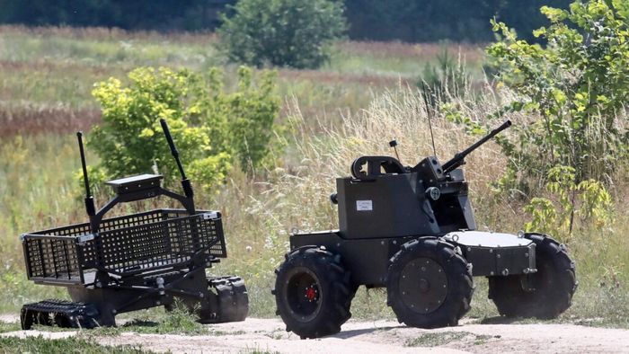 ukraine robotic army: রোবোসেনা দিয়েই মাত দিচ্ছে রাশিয়া