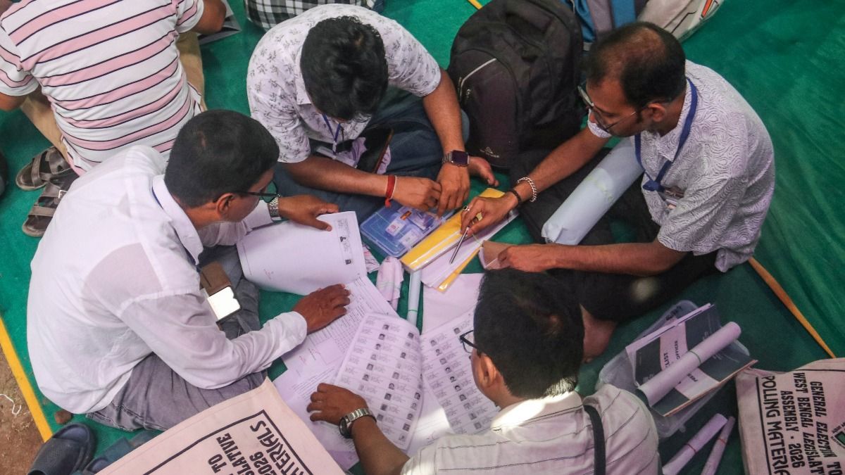 পশ্চিমবঙ্গে ১২৯ 'রেড অ্যালার্ট' আসন, ২৩% প্রার্থীর বিরুদ্ধে রয়েছে  ফৌজদারি মামলা