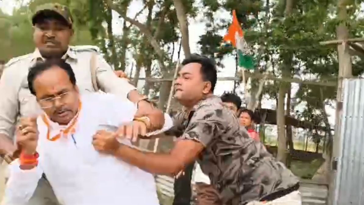 মারধর বিজেপি প্রার্থীকে 