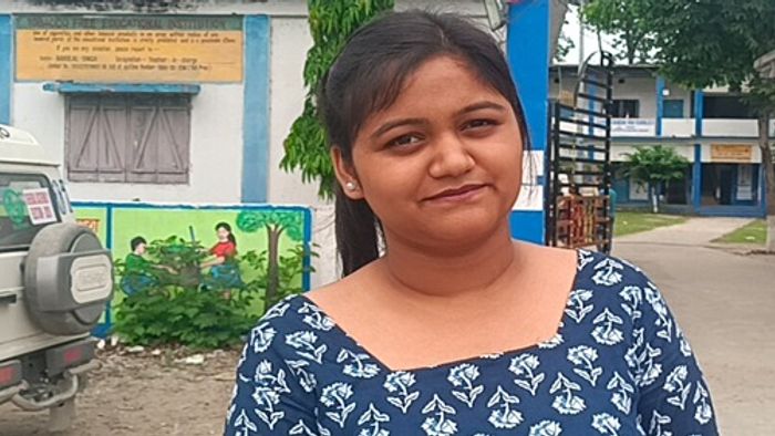 West Bengal Assembly Election 2026: প্রথম ভোটেই বিপত্তি চ্যাংরাবান্ধায়, অন্যের নামে বোতাম টিপে বাড়ি ফিরলেন তরুণী