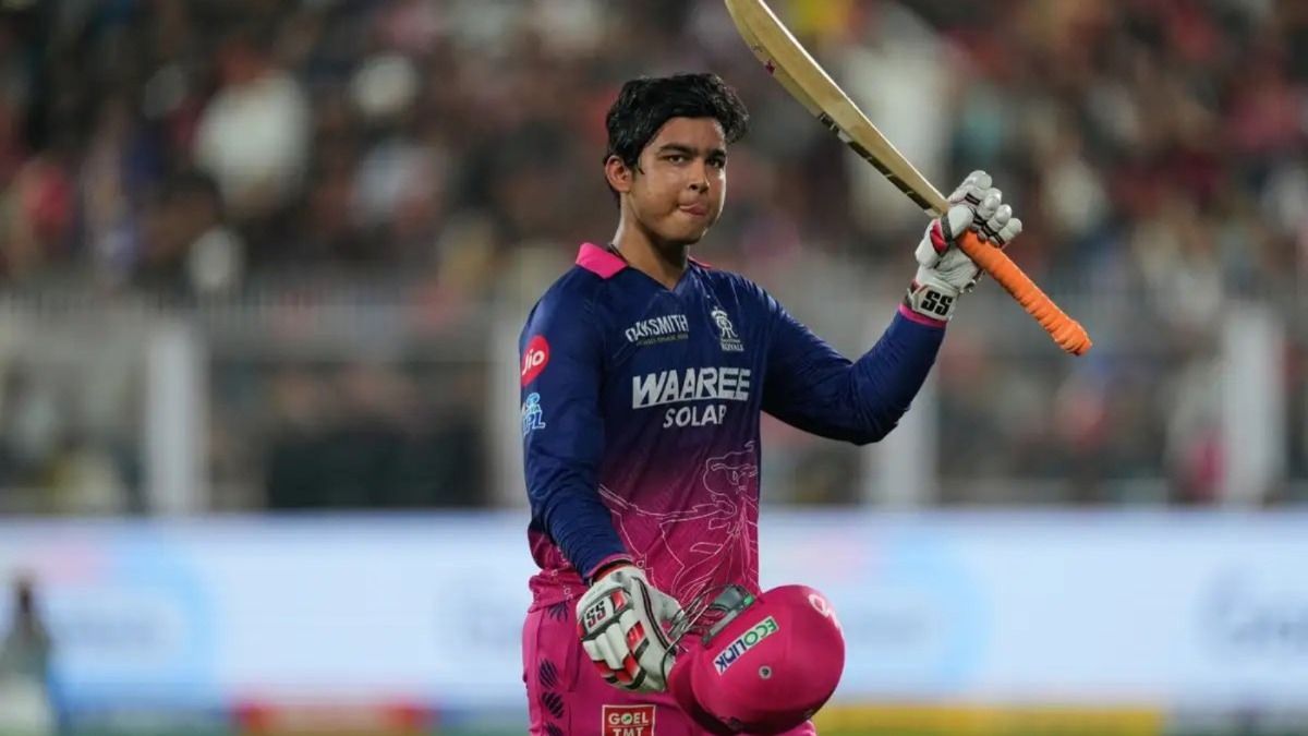 টেস্ট খেলতে কী করতে হবে বৈভবকে? পরামর্শ হরভজন সিং-এর