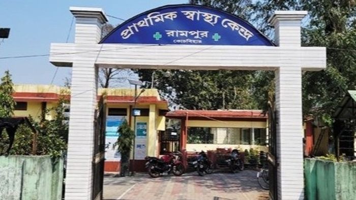 নার্সরা আসছেন না, কোচবিহারের হাসপাতালে তালা ঝোলালেন ক্ষুব্ধ চিকিৎসকরা