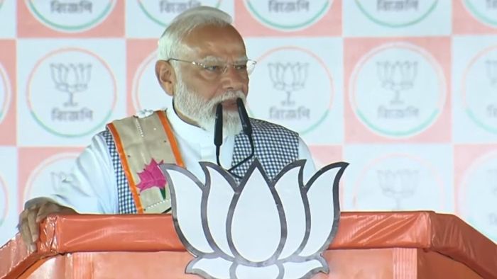 ব্যারাকপুরে প্রধানমন্ত্রী মোদী