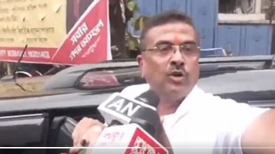 কালীঘাটে শুভেন্দুকে 'চোর' স্লোগান, উত্তপ্ত পরিস্থিতি, কেন্দ্রীয় বাহিনীর দেদার লাঠিচার্জ