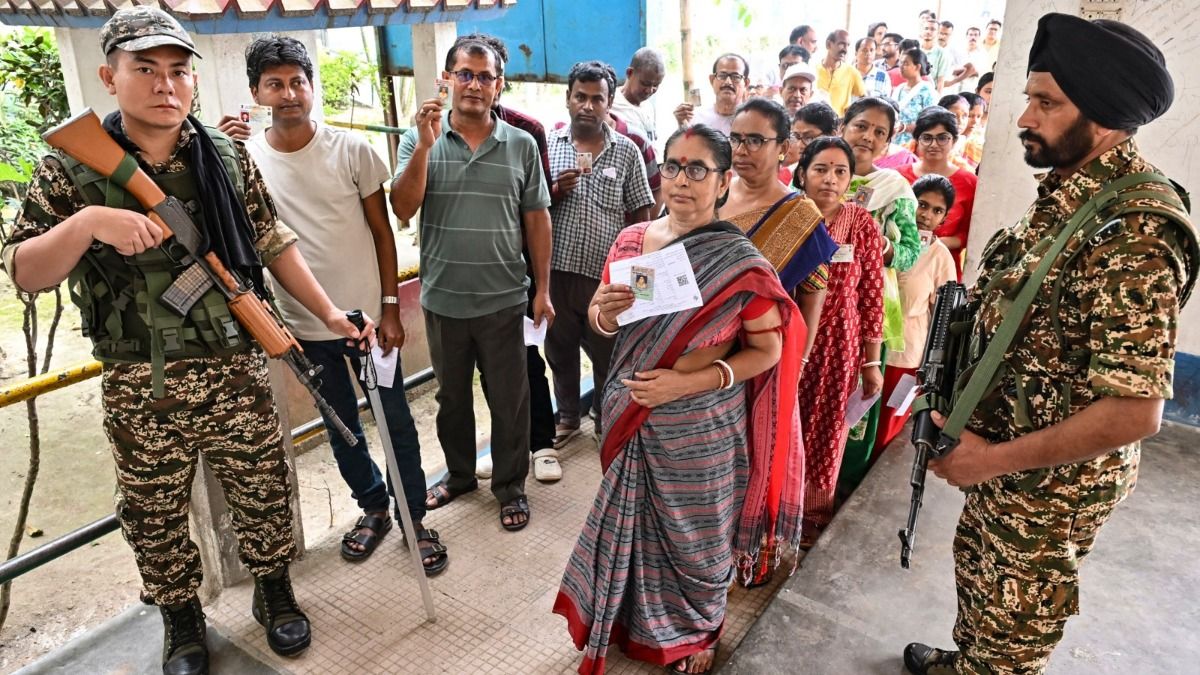  শনিবার রাজ্যের ১৫ বুথে পুনর্নির্বাচন, কোথায় কোথায়? রিপোলিংয়ের সংখ্যা আরও বাড়তে পারে