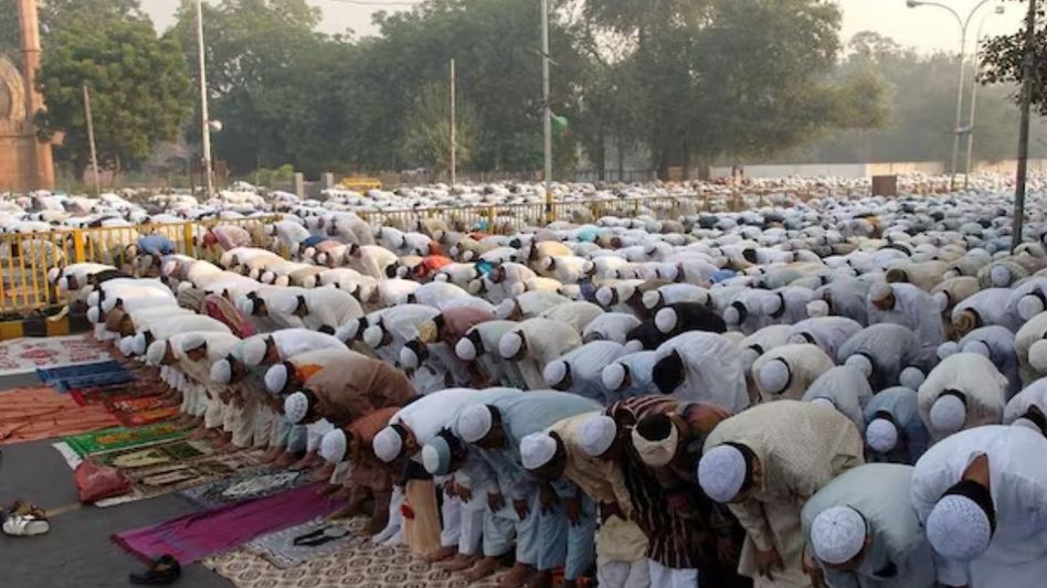 সরকারি জমিতে নমাজ পড়া কোনো অধিকার নয়, এলাহাবাদ হাইকোর্টের ঐতিহাসিক পর্যবেক্ষণ সরকারি জমিতে নমাজ পড়া কোনো অধিকার নয়, এলাহাবাদ হাইকোর্টের ঐতিহাসিক পর্যবেক্ষণ
