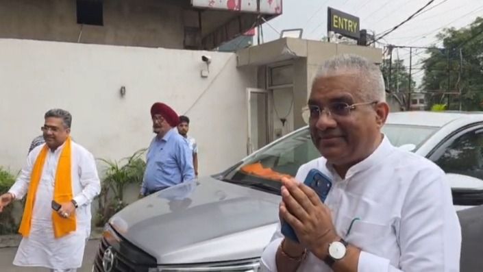আসানসোলে বিজেপির ‘হাই-প্রোফাইল’ বৈঠক, স্ট্রং-রুমের নিরাপত্তা নিয়ে সংশয়