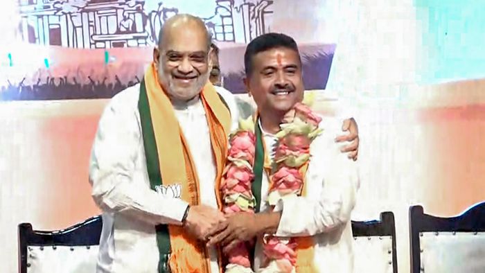 অমিত শাহের সঙ্গে মুখ্যমন্ত্রী শুভেন্দু অধিকারী