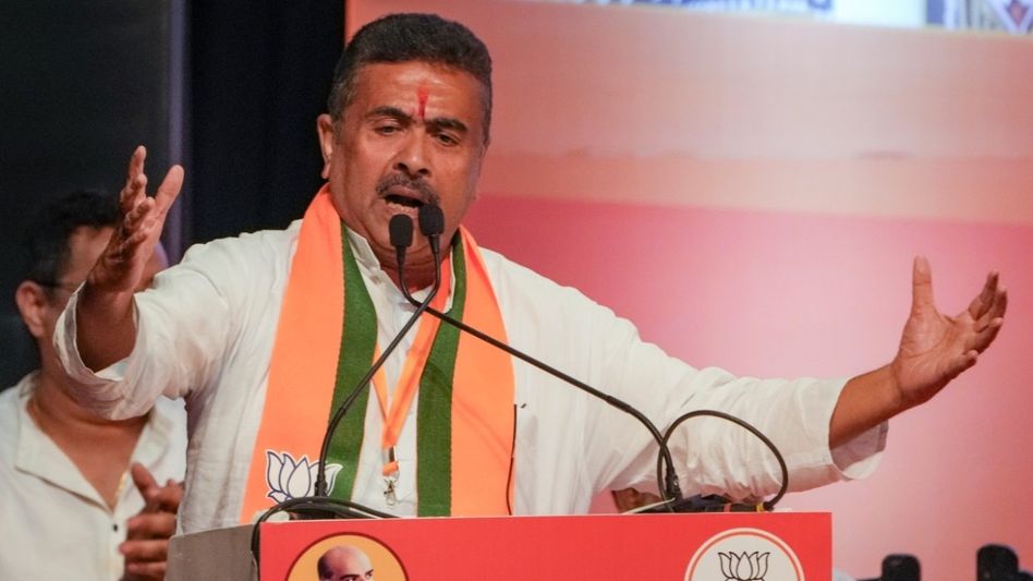 কাউন্সিলর থেকে সোজা মুখ্যমন্ত্রীর কুর্সি! শুভেন্দু অধিকারীর রাজনৈতিক জীবনের সেরা ১০ তথ্য কাউন্সিলর থেকে সোজা মুখ্যমন্ত্রীর কুর্সি! শুভেন্দু অধিকারীর রাজনৈতিক জীবনের সেরা ১০ তথ্য