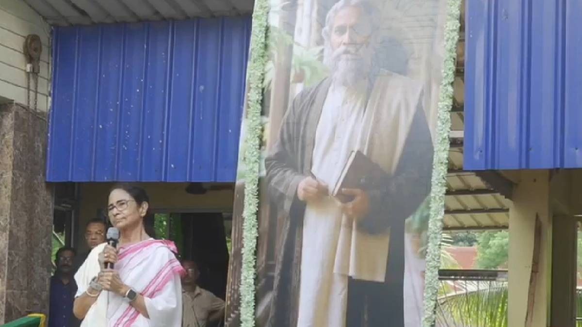 বাম, অতিবাম, কংগ্রেস সবাইকে একসঙ্গে লড়তে হবে, জোটের বার্তা মমতার 