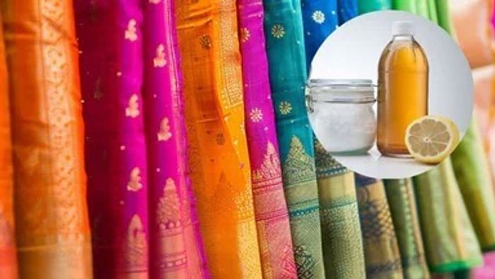 Banarasi Saree Cleaning Tips: ঘরোয়া এই ৩ টোটকাতেই চমকাবে সিল্ক ও বেনারসি, ড্রাই ক্লিনের খরচ থেকে ছুটি