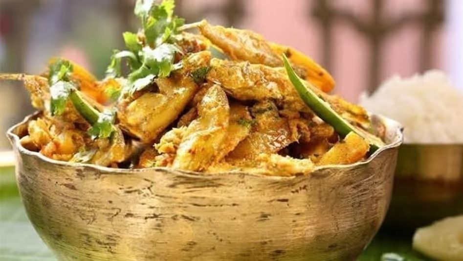Small Fish Curry Bengali Style: গরমে ডাল-ভাতের সঙ্গে থাকুক পুঁটি মাছের এই চচ্চড়ি, আর কিচ্ছু লাগবে না