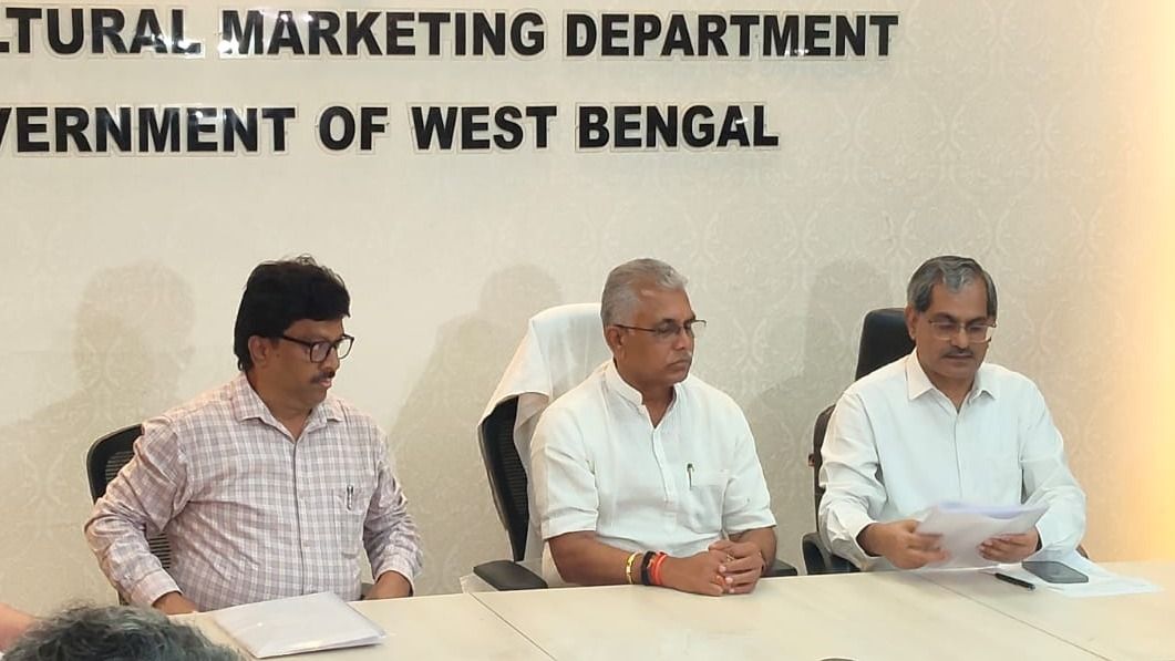 আলুর দাম ও সংরক্ষণ নিয়ে আলোচনা, কৃষি বিপণন দফতরে বৈঠক দিলীপের 