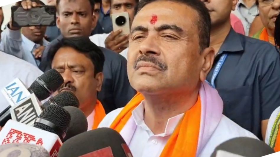 শপথ নিয়েই বিস্ফোরক শুভেন্দু, ঘর ভাঙছে তৃণমূলের! শপথ নিয়েই বিস্ফোরক শুভেন্দু, ঘর ভাঙছে তৃণমূলের!