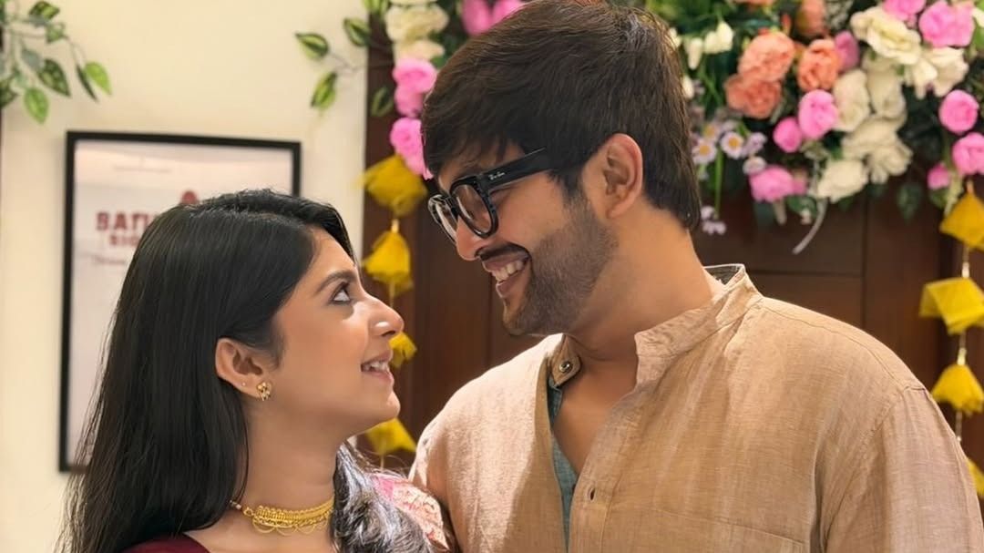 চুপিচুপি বিয়ে সারলেন সৌরভ, শুভস্মিতা? 'লক্ষ্মীর ঝাঁপি' জুটিকে নিয়ে জোর‍ চর্চায়  
