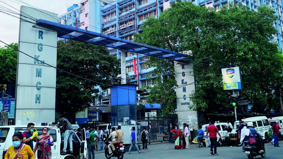 কলকাতার ৫ হাসপাতালে নাইট পেট্রলিং ও কড়া পুলিশি নজরদারি, নির্দেশিকা জারি লালবাজারের