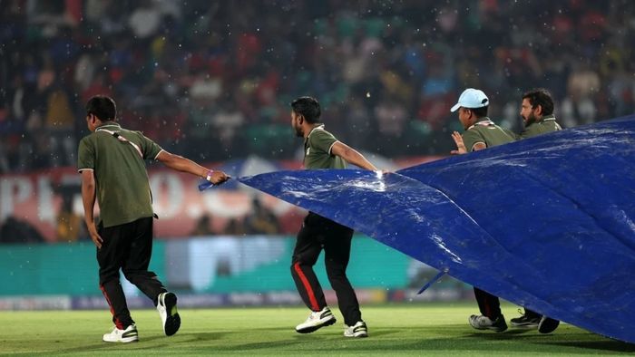 RCB vs GT Qualifier 1 playing 11: প্রথম কোয়ালিফায়ারে RCB বনাম GT, বৃষ্টিতে ম্যাচ ধুয়ে গেলে ফাইনালে যাবে কে? জানুন অঙ্ক