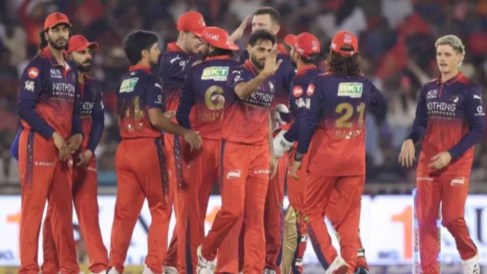 ১৬২ রানেদ শেষ গুজরাতের ইনিংস, ফাইনালে বিরাটরা ১৬২ রানেদ শেষ গুজরাতের ইনিংস, ফাইনালে বিরাটরা