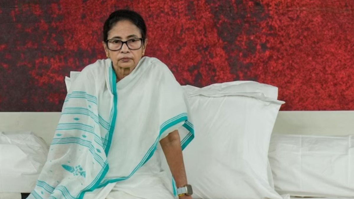 ভরাডুবির পর অবশেষে রাস্তায় মমতা, অবস্থান বিক্ষোভে বসবেন প্রাক্তন মুখ্যমন্ত্রী